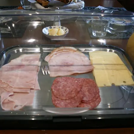 Couette-café D'hotes Petit Arnsbourg 3*